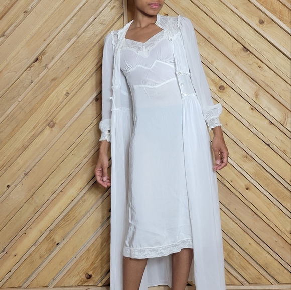 Vintage Lace Victorian 70s Style Nightgown Slip and Coat XS - Picture 13 of 16